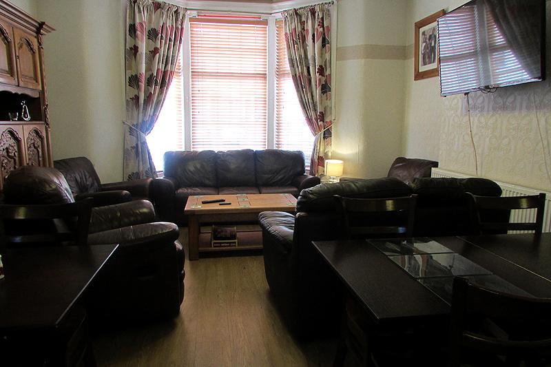 Marston Villa - Blackpool — Photos 2